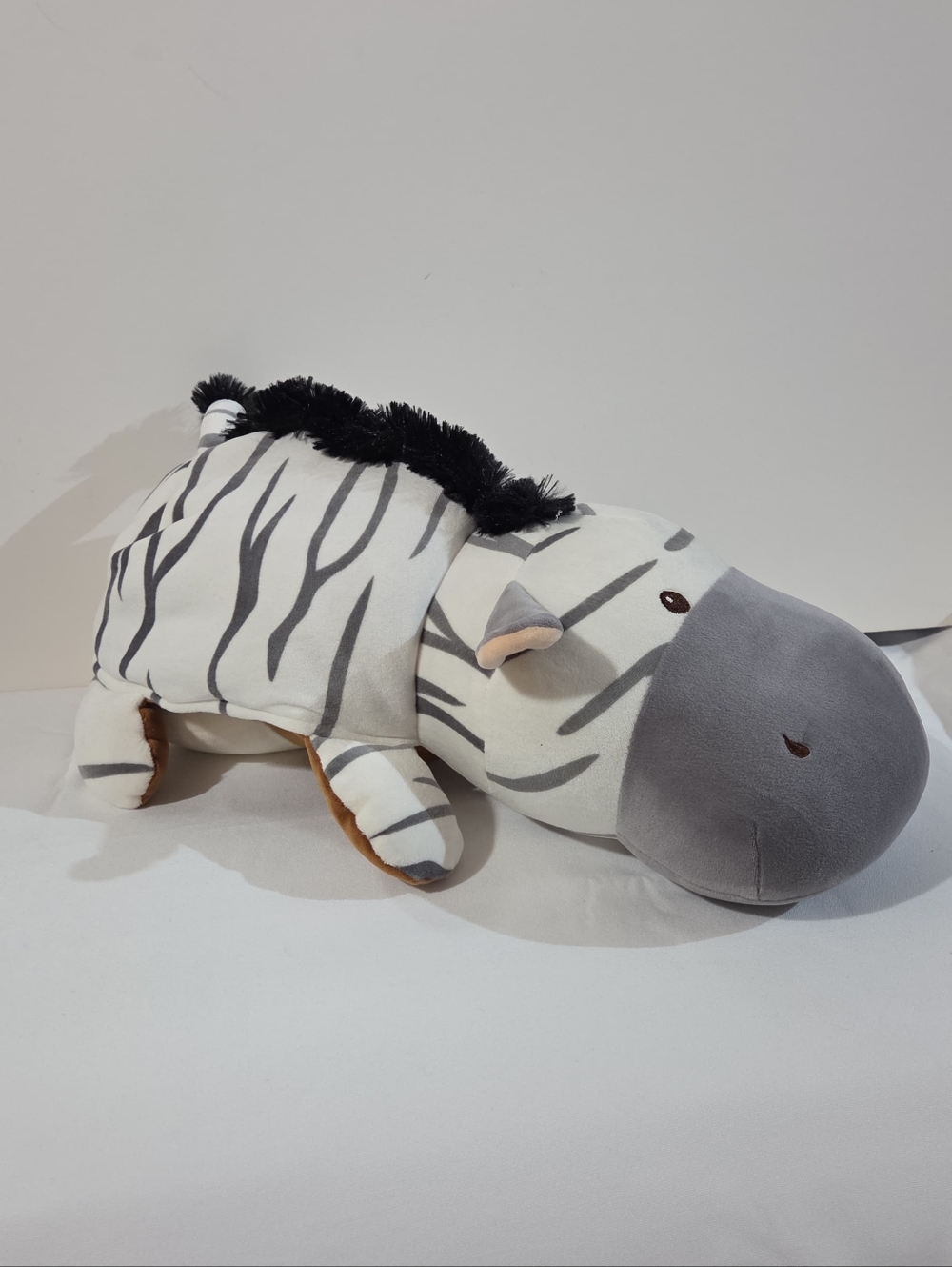 Miniso flip plushie - zebra/monkey